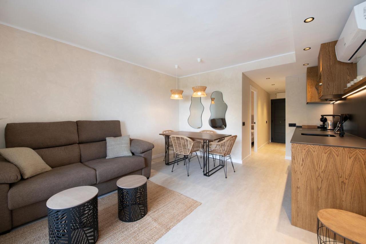 Apartamentos Marplana Castelldefels Eksteriør bilde
