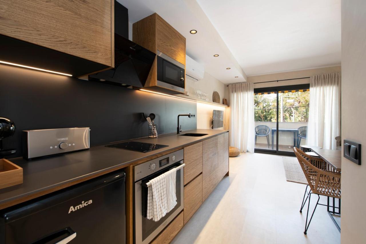 Apartamentos Marplana Castelldefels Eksteriør bilde