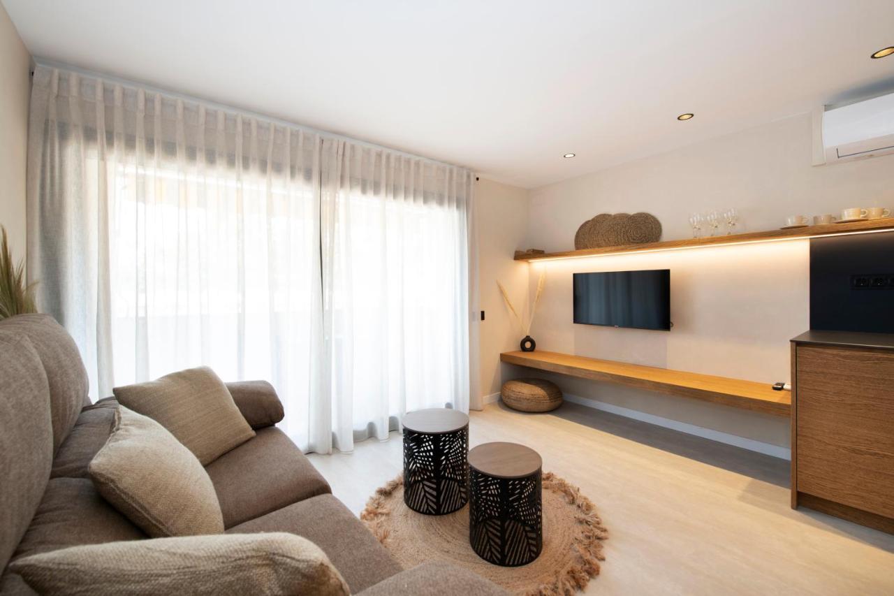 Apartamentos Marplana Castelldefels Eksteriør bilde