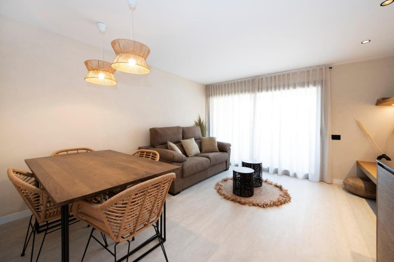 Apartamentos Marplana Castelldefels Eksteriør bilde