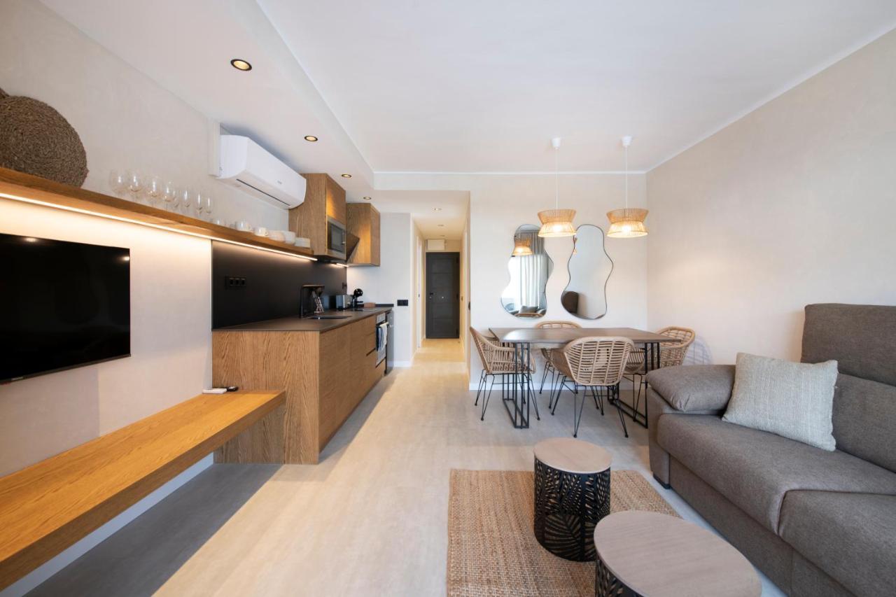 Apartamentos Marplana Castelldefels Eksteriør bilde