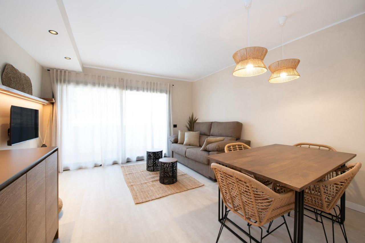 Apartamentos Marplana Castelldefels Eksteriør bilde