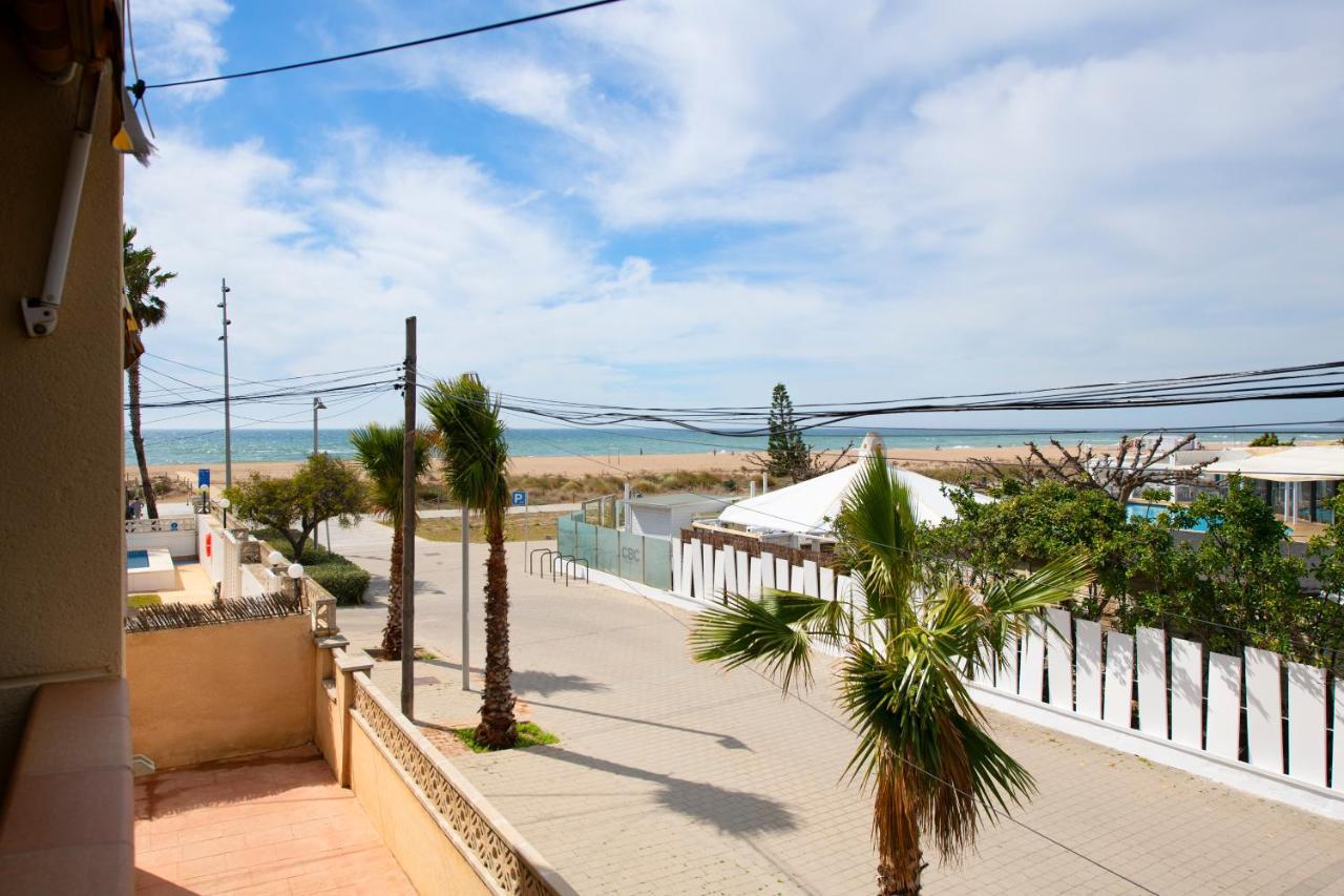 Apartamentos Marplana Castelldefels Eksteriør bilde