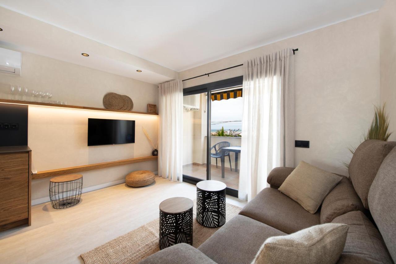 Apartamentos Marplana Castelldefels Eksteriør bilde