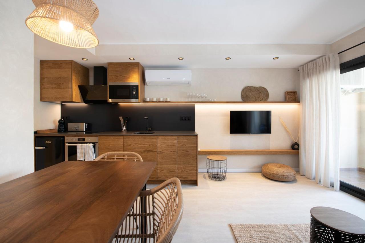 Apartamentos Marplana Castelldefels Eksteriør bilde