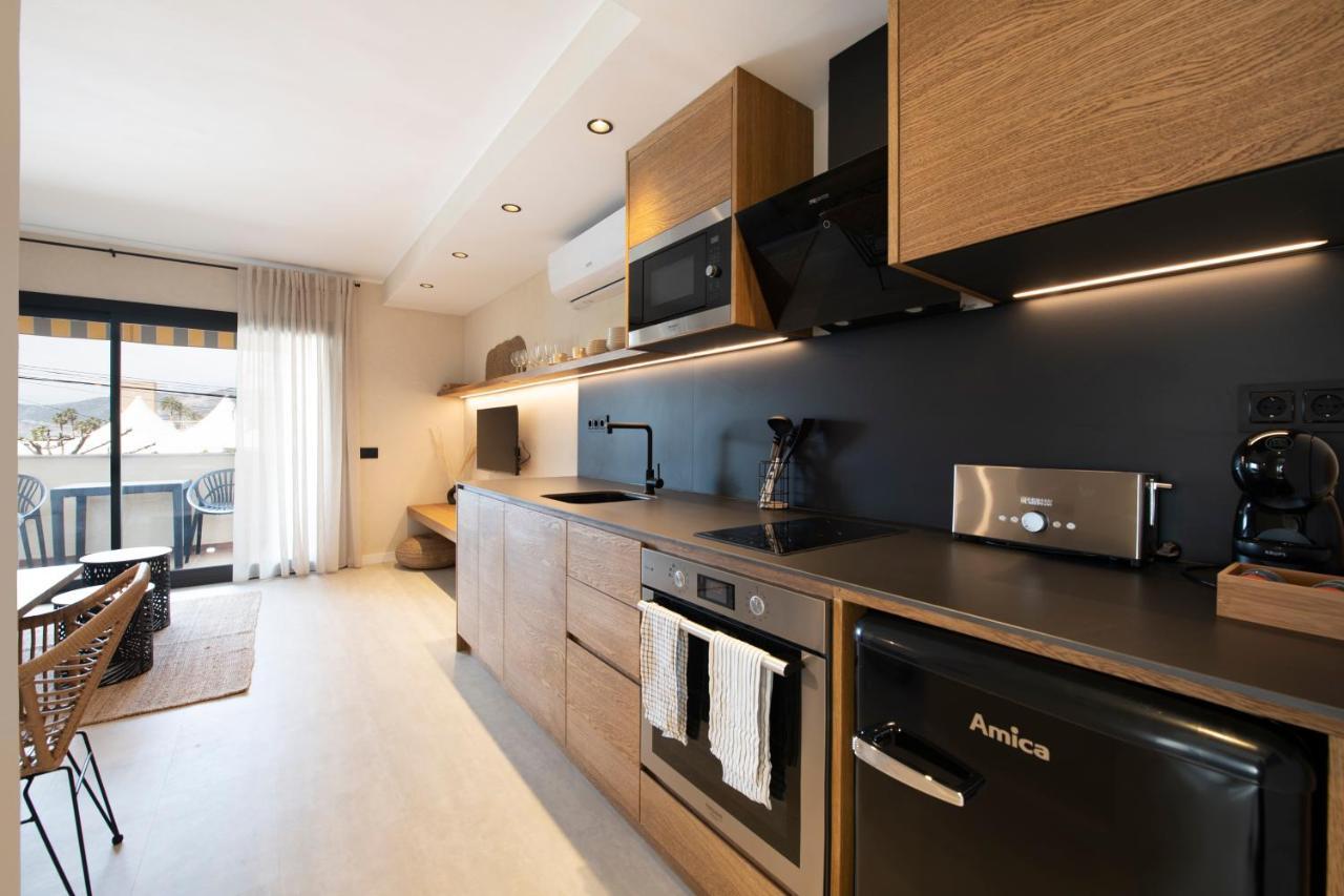 Apartamentos Marplana Castelldefels Eksteriør bilde
